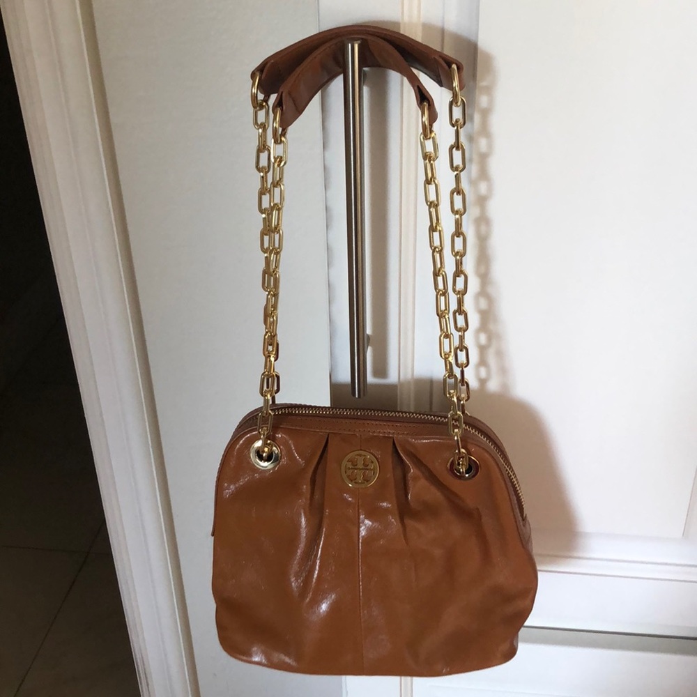 Mint condition Tory Burch purse.